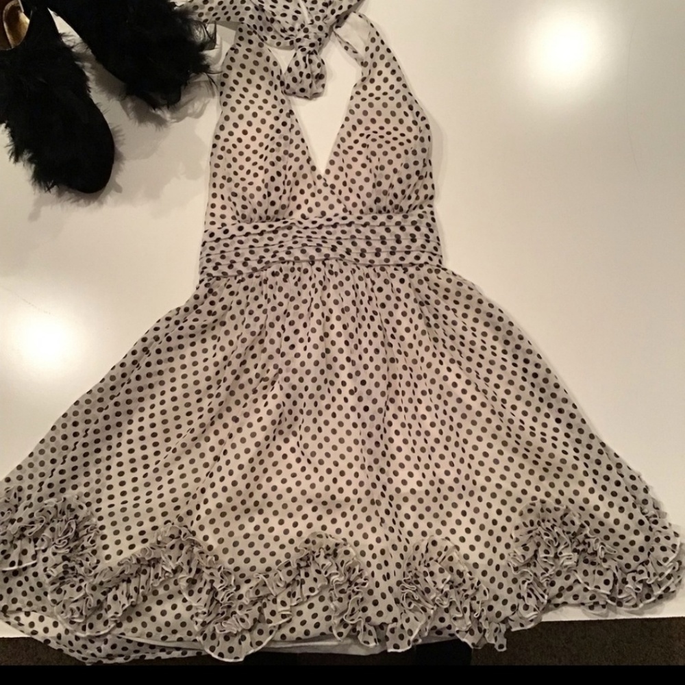 Forever 21 Marilyn Monroe 💋 Style Dress